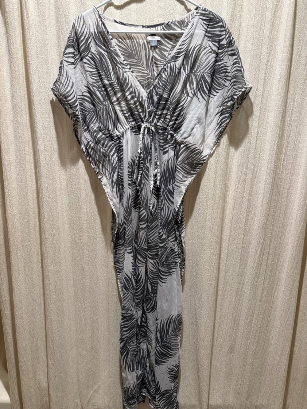Old Navy Black and White Palm Print Swim Coverup